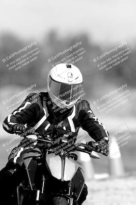 media/Nov-06-2023-Moto Forza (Mon) [[ce023d0744]]/4-Beginner Group/Session 3 (Track Exit)/